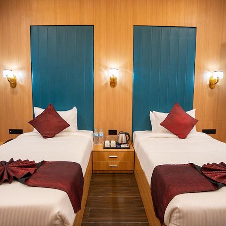 Hotel Alba Inn, Indore Eksteriør billede