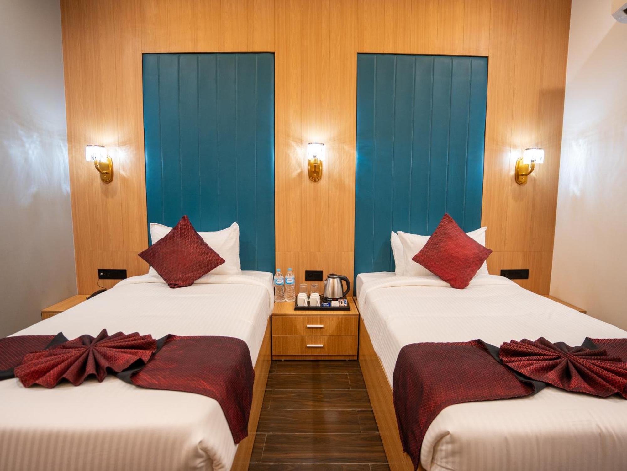 Hotel Alba Inn, Indore Eksteriør billede